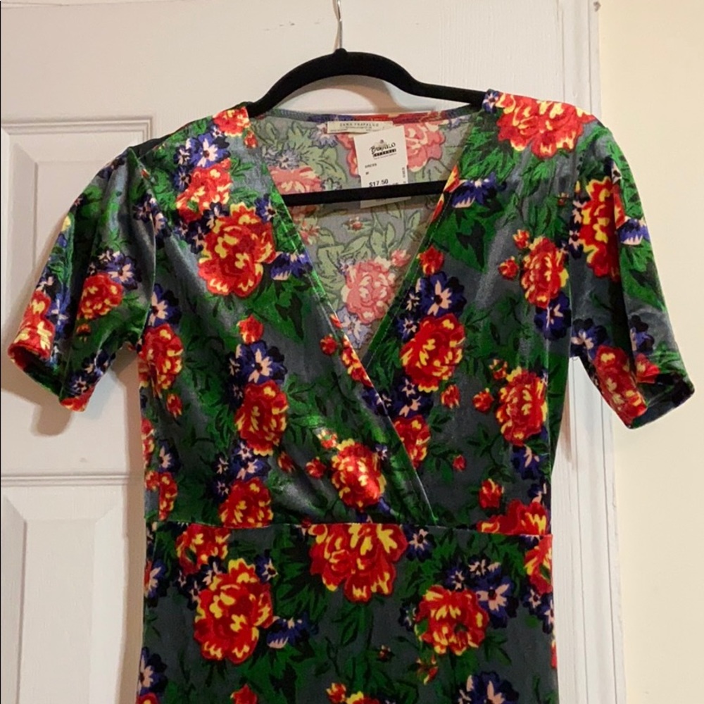 Zara Trafaluc green floral dress
